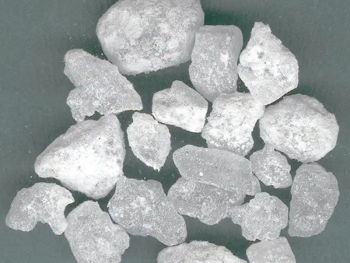 Search for valves for the working media «Glauber 's salt»